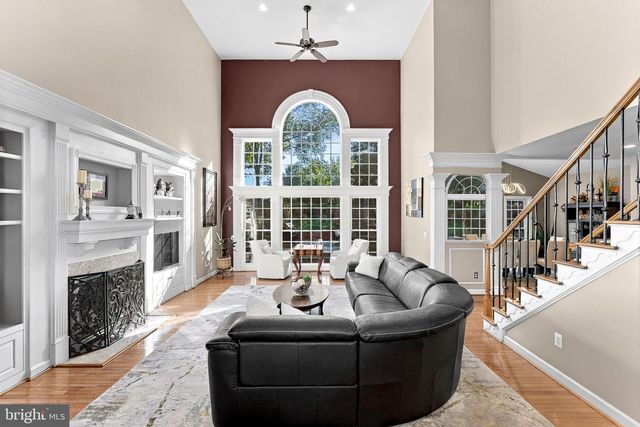 18205 SHINNIECOCK HILLS, Leesburg, VA 20176