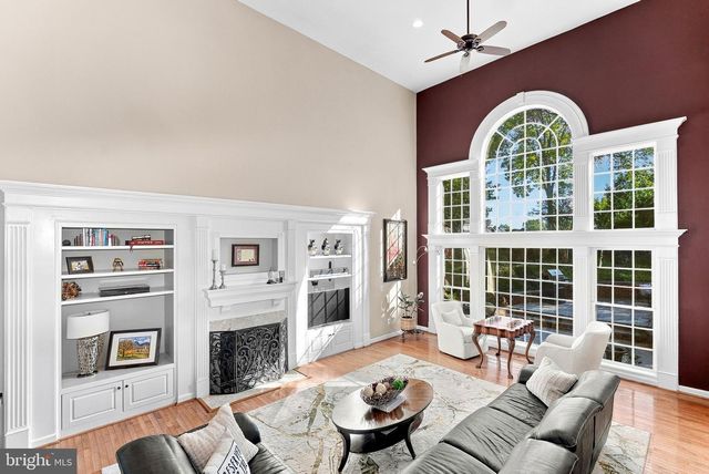 18205 SHINNIECOCK HILLS, Leesburg, VA 20176