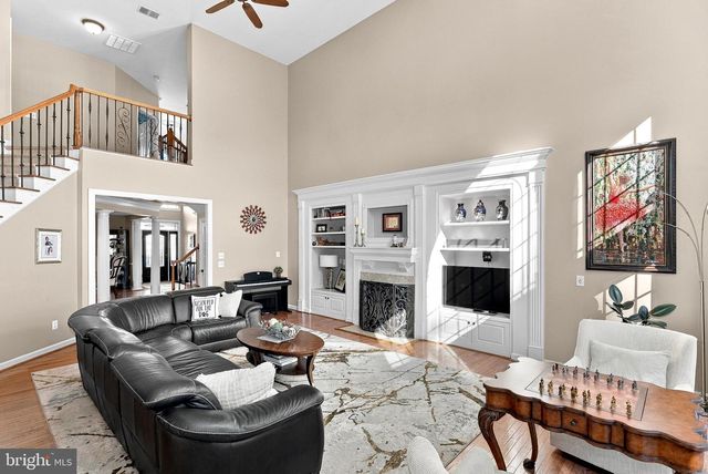 18205 SHINNIECOCK HILLS, Leesburg, VA 20176