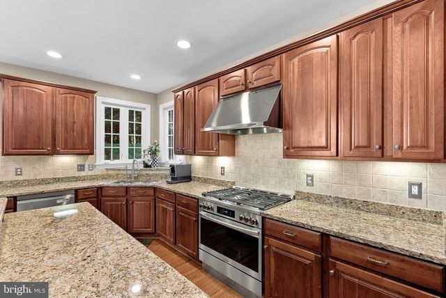 18205 SHINNIECOCK HILLS, Leesburg, VA 20176