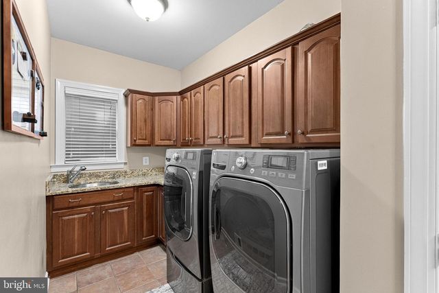 18205 SHINNIECOCK HILLS, Leesburg, VA 20176