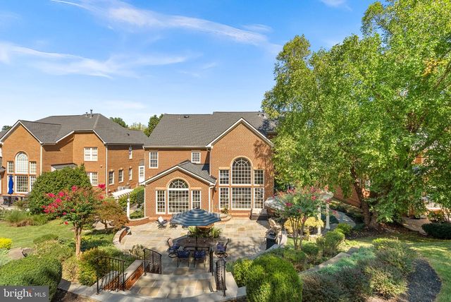 18205 SHINNIECOCK HILLS, Leesburg, VA 20176