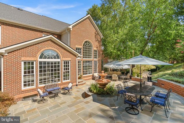 18205 SHINNIECOCK HILLS, Leesburg, VA 20176