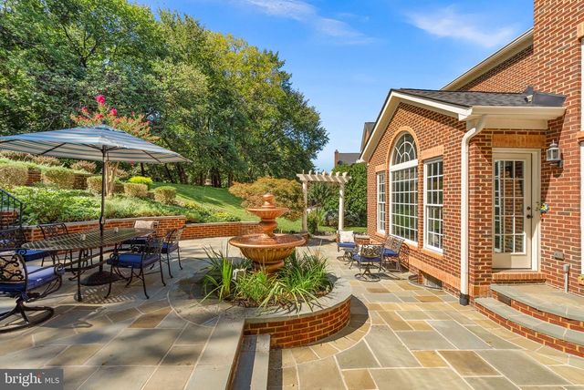 18205 SHINNIECOCK HILLS, Leesburg, VA 20176