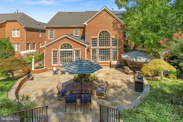 18205 SHINNIECOCK HILLS, Leesburg, VA 20176