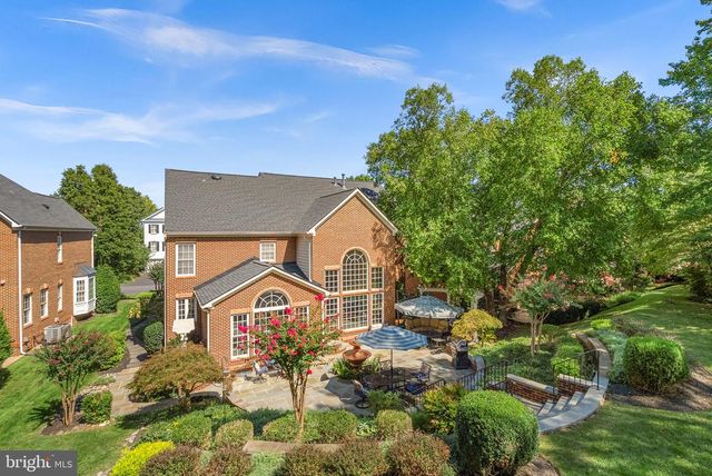 18205 SHINNIECOCK HILLS, Leesburg, VA 20176