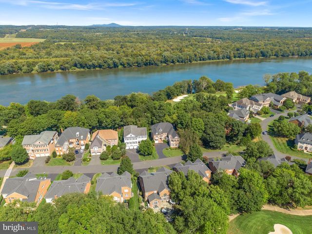 18205 SHINNIECOCK HILLS, Leesburg, VA 20176