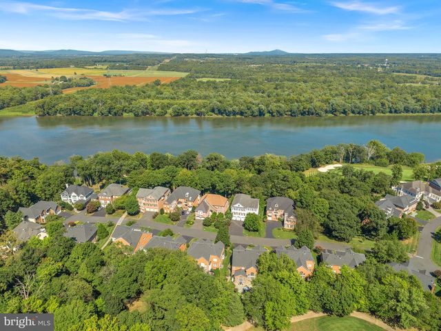 18205 SHINNIECOCK HILLS, Leesburg, VA 20176