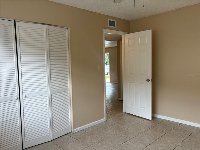 203 POINSETTIA PINE COURT 102, Tampa, FL 33612