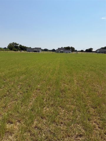210 County Road 3340, Paradise, TX 76073