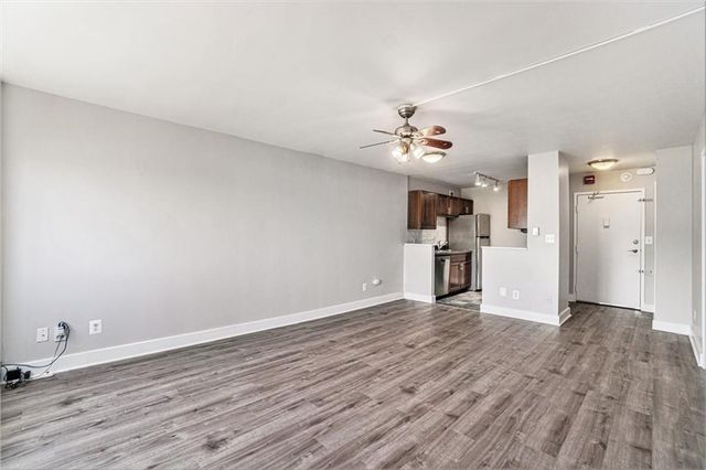 600 E 8th Street 6N, Kansas City, MO 64106