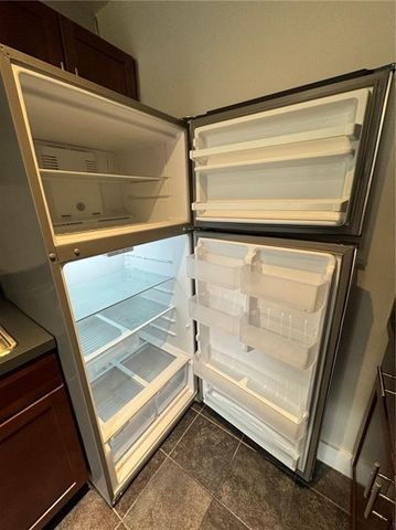 600 E 8th Street 6N, Kansas City, MO 64106