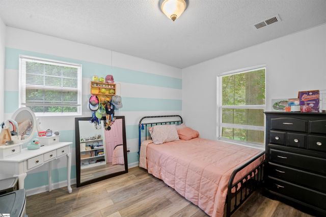 211 Elijah Simmons Road, Woodruff, SC 29388