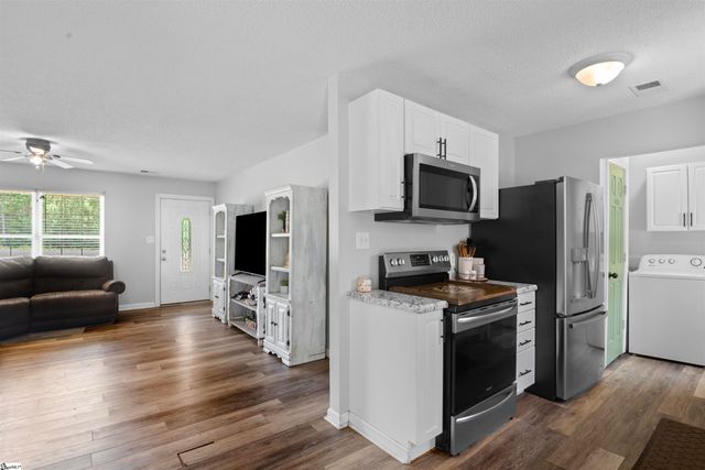 211 Elijah Simmons Road, Woodruff, SC 29388