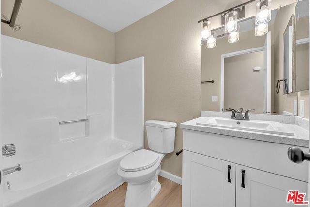 10250 E Avenue Q10, Littlerock, CA 93543