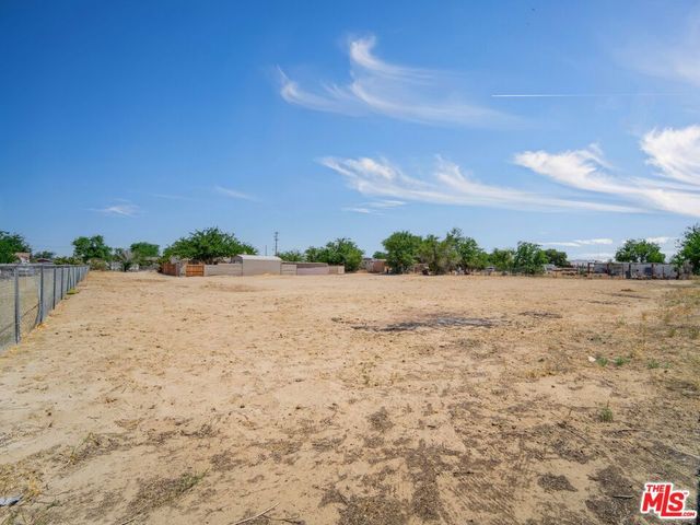 10250 E Avenue Q10, Littlerock, CA 93543