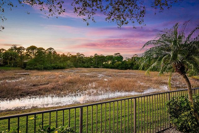 2109 Spring Court, Palm Beach Gardens, FL 33410