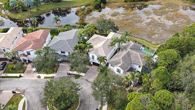 2109 Spring Court, Palm Beach Gardens, FL 33410