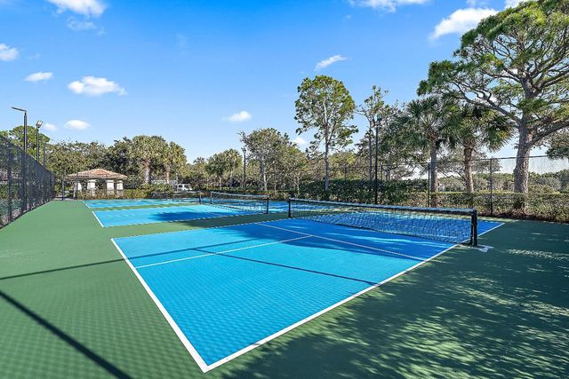 2109 Spring Court, Palm Beach Gardens, FL 33410