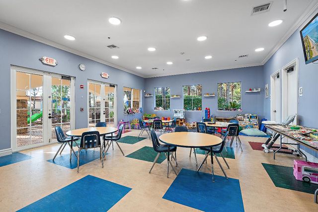 2109 Spring Court, Palm Beach Gardens, FL 33410