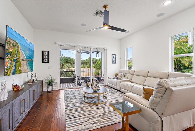 2109 Spring Court, Palm Beach Gardens, FL 33410