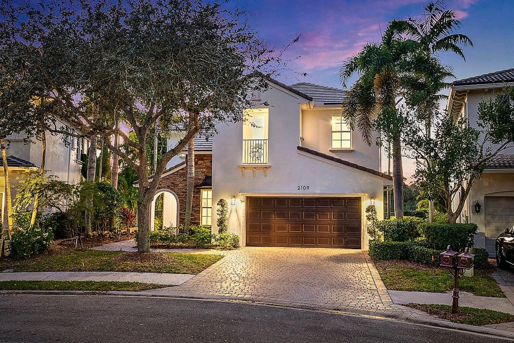 2109 Spring Court, Palm Beach Gardens, FL 33410