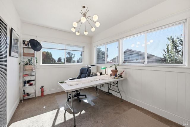 2735 Petaluma Hill Rd, Santa Rosa, CA 95404