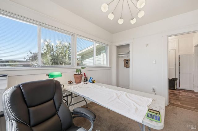 2735 Petaluma Hill Rd, Santa Rosa, CA 95404