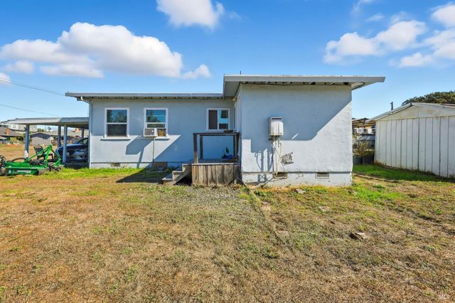 2735 Petaluma Hill Rd, Santa Rosa, CA 95404
