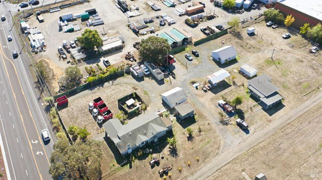 2735 Petaluma Hill Rd, Santa Rosa, CA 95404