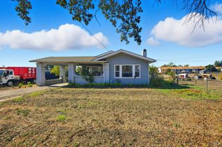 2735 Petaluma Hill Rd, Santa Rosa, CA 95404