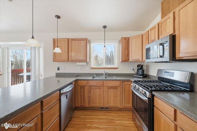 4987 W Mollies Circle, Wasilla, AK 99623