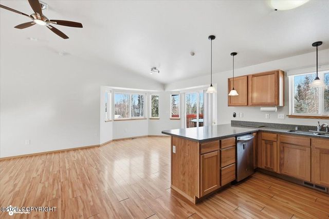 4987 W Mollies Circle, Wasilla, AK 99623