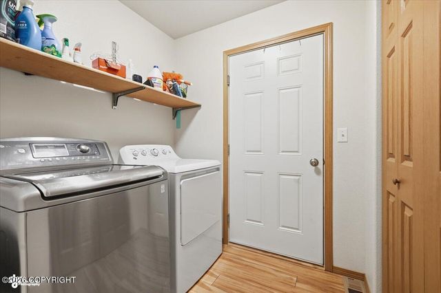 4987 W Mollies Circle, Wasilla, AK 99623