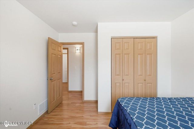 4987 W Mollies Circle, Wasilla, AK 99623