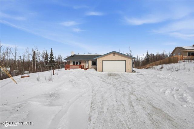 4987 W Mollies Circle, Wasilla, AK 99623