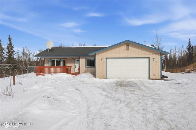 4987 W Mollies Circle, Wasilla, AK 99623