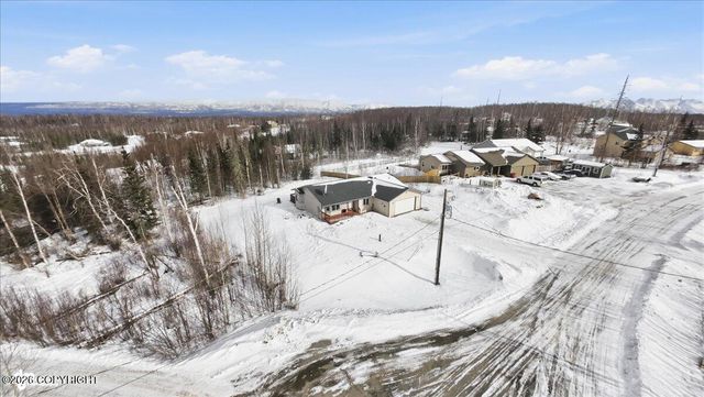 4987 W Mollies Circle, Wasilla, AK 99623
