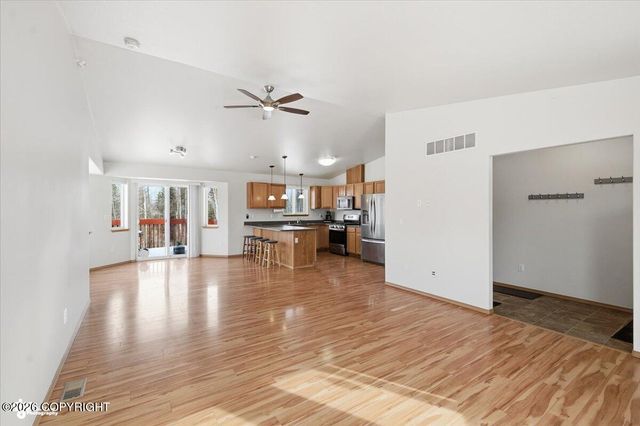 4987 W Mollies Circle, Wasilla, AK 99623