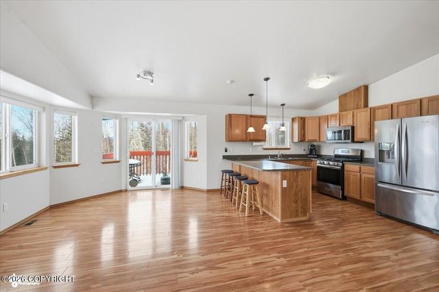 4987 W Mollies Circle, Wasilla, AK 99623