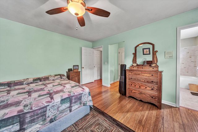 1182 Knollwood DR, Troutville, VA 24175