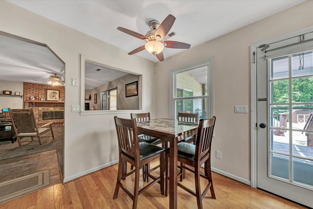 1182 Knollwood DR, Troutville, VA 24175