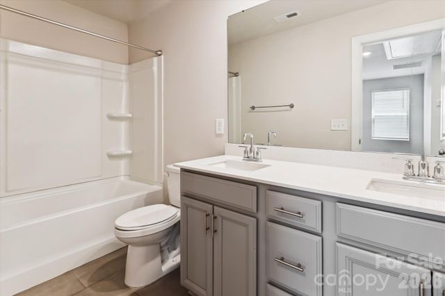 13210 Kenworth Road, Charlotte, NC 28278