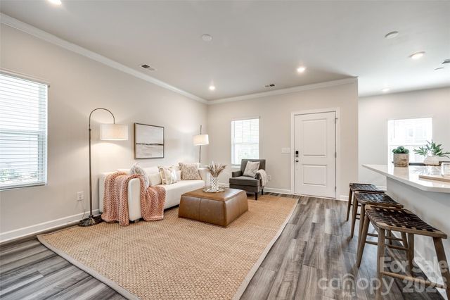 13210 Kenworth Road, Charlotte, NC 28278