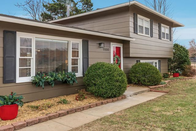 1100 N Dunsworth Ave, Wichita, KS 67212