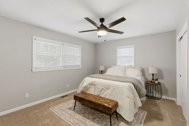 1100 N Dunsworth Ave, Wichita, KS 67212