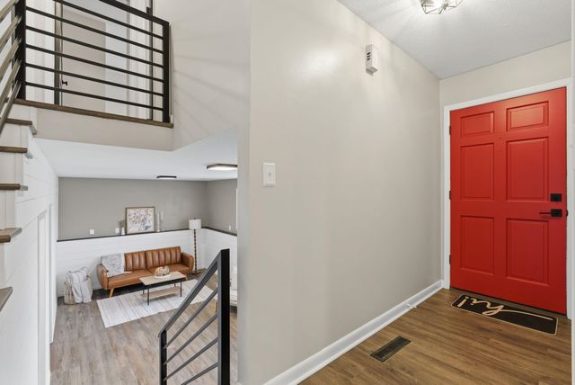 1100 N Dunsworth Ave, Wichita, KS 67212