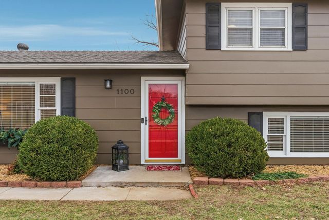 1100 N Dunsworth Ave, Wichita, KS 67212