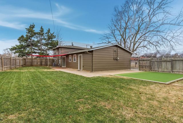 1100 N Dunsworth Ave, Wichita, KS 67212