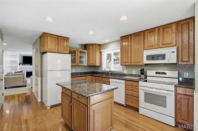 14335 Lake Tahoe Drive, Chesterfield, MO 63017